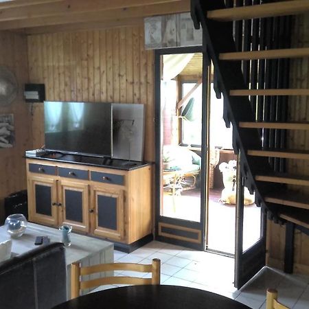 Chalet Bord De Mer Lingreville Exterior foto